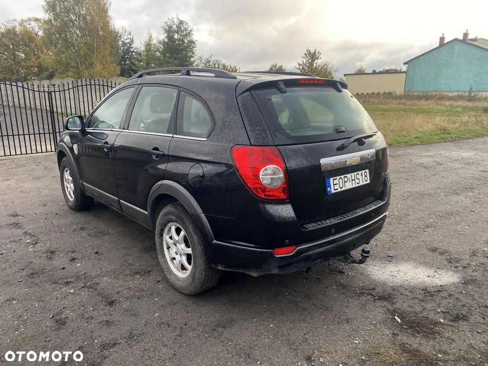 Chevrolet Captiva 2.4 LS - 4
