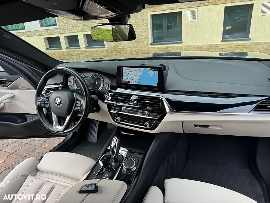 BMW Seria 5 520d Aut. Sport Line - 37