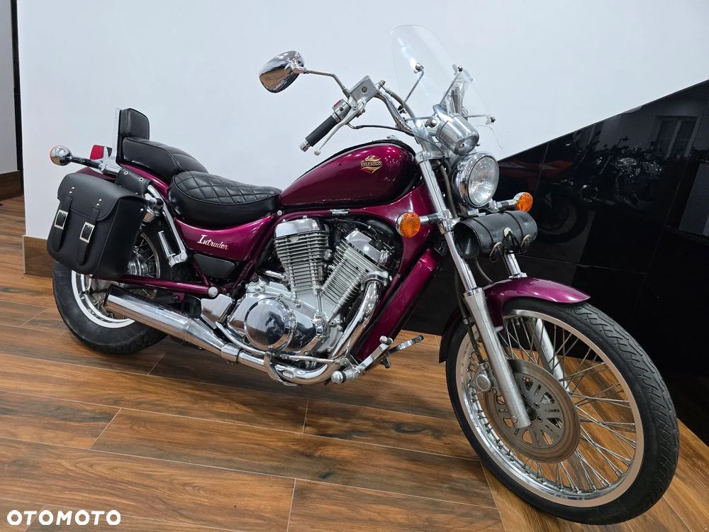 Suzuki Intruder