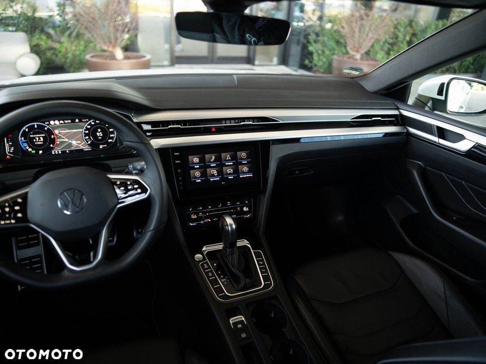 Volkswagen Arteon 2.0 TDI R-Line DSG - 18