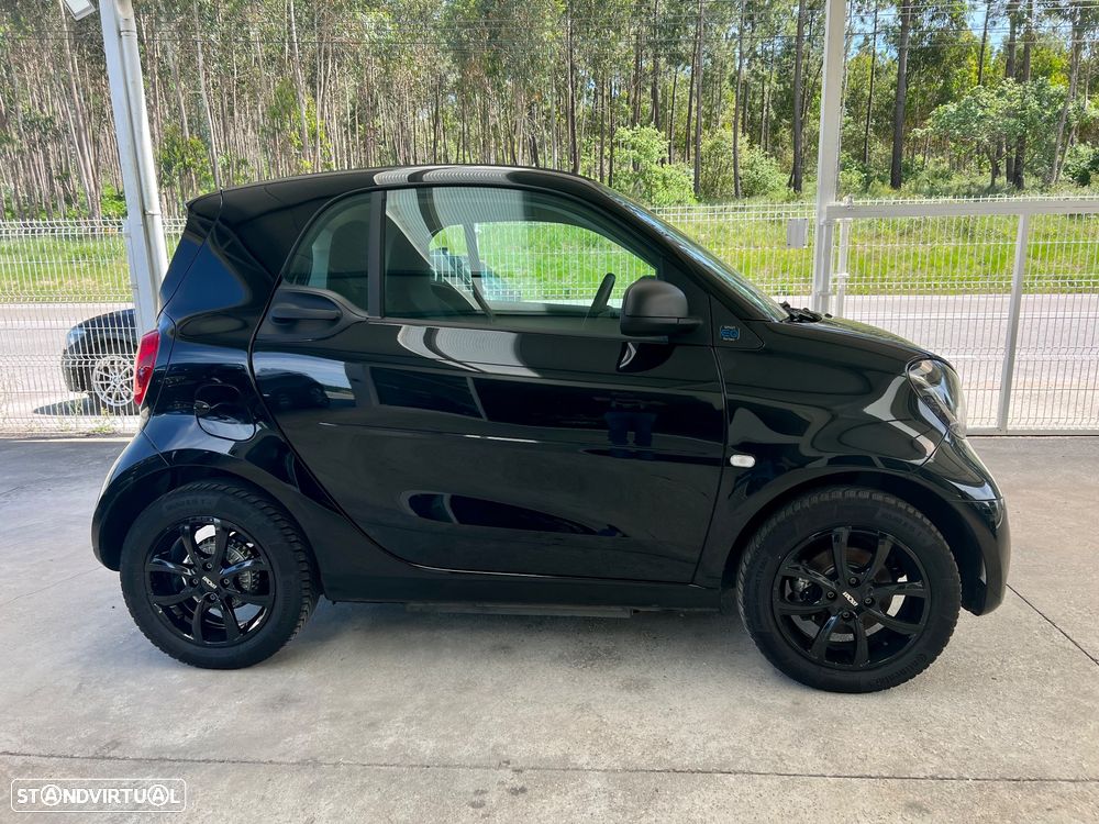 Smart ForTwo Coupé EQ passion - 24