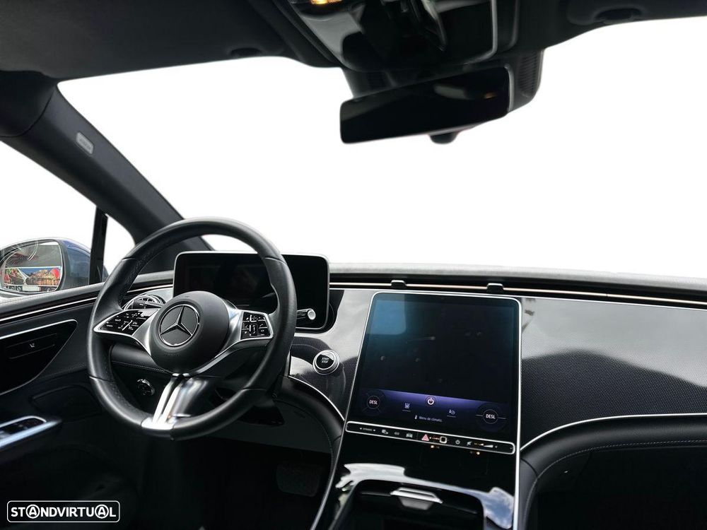 Mercedes-Benz EQE 300 - 13