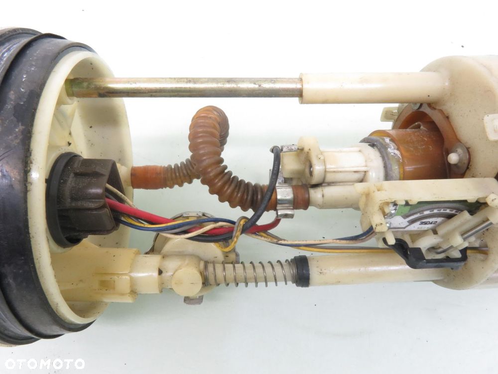 POMPA PALIWA DAEWOO MATIZ (M100, M150) 0.8 52 - F8CV 96320232 - 6