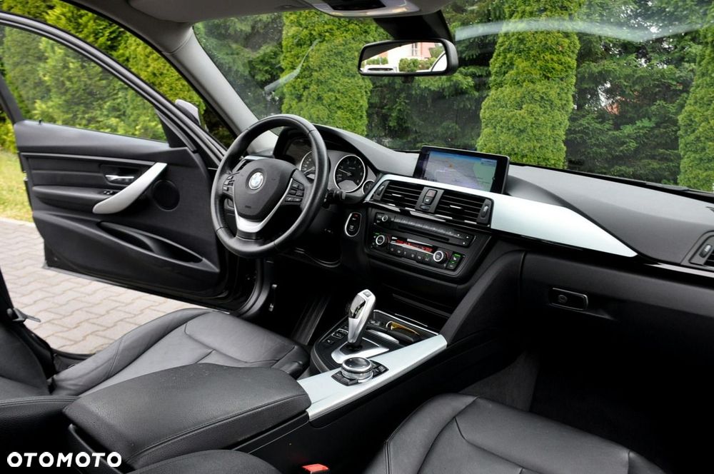 BMW Seria 3 - 24
