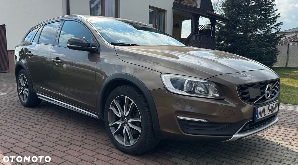 Volvo V60 D3 Drive-E Momentum - 3