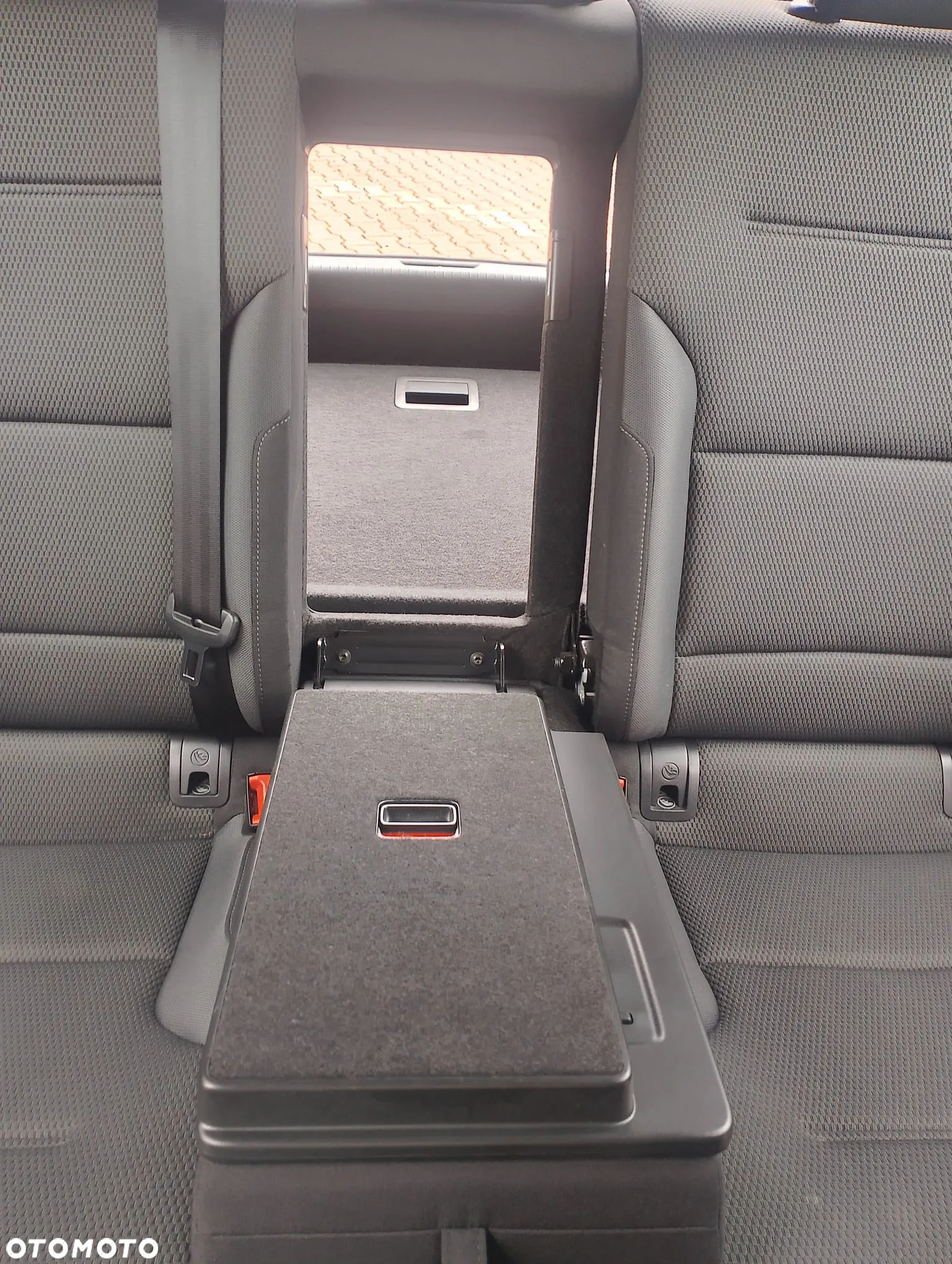 Volkswagen Golf VII 1.6 TDI BMT Trendline - 16