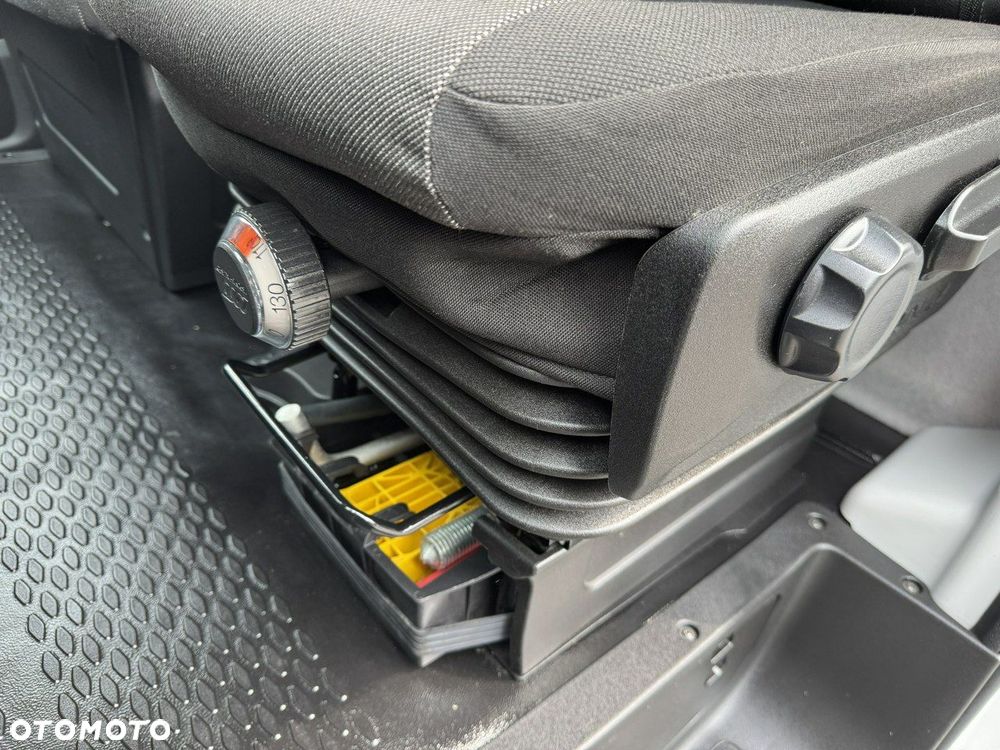 Iveco Daily 35S18 H - 26