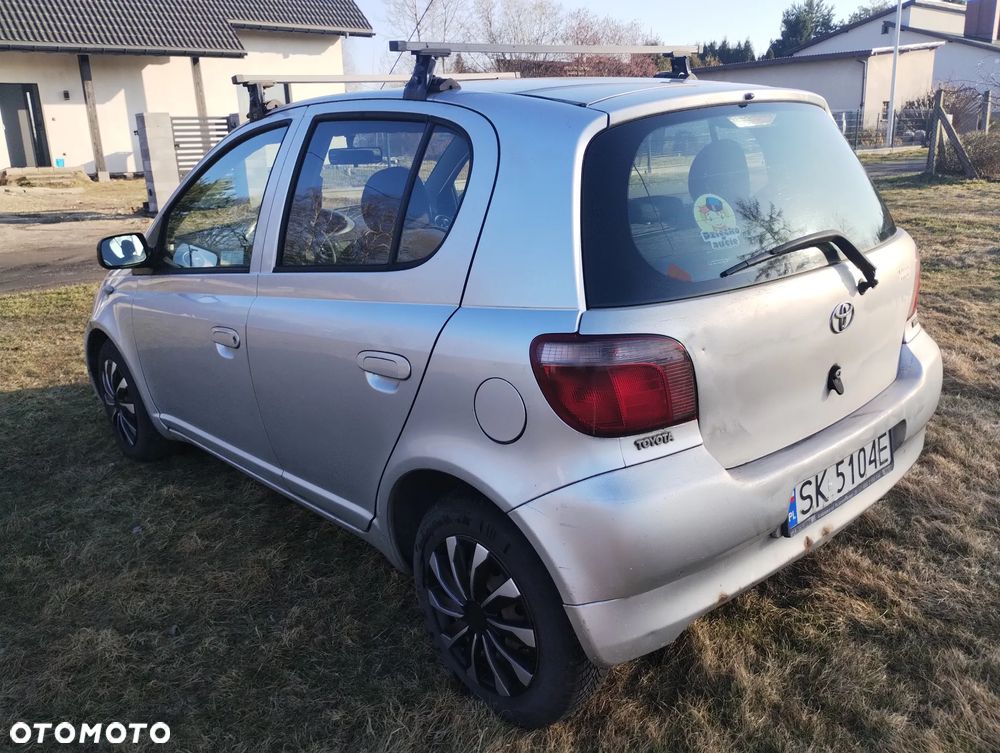 Toyota Yaris 1.3 Luna - 5