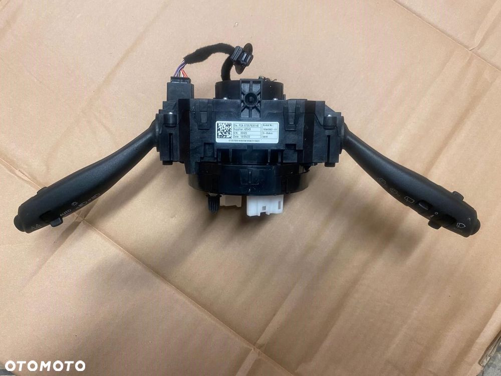 4/ przełacznik zespolony taśma manetki fiat 500e 07357830140 - 2