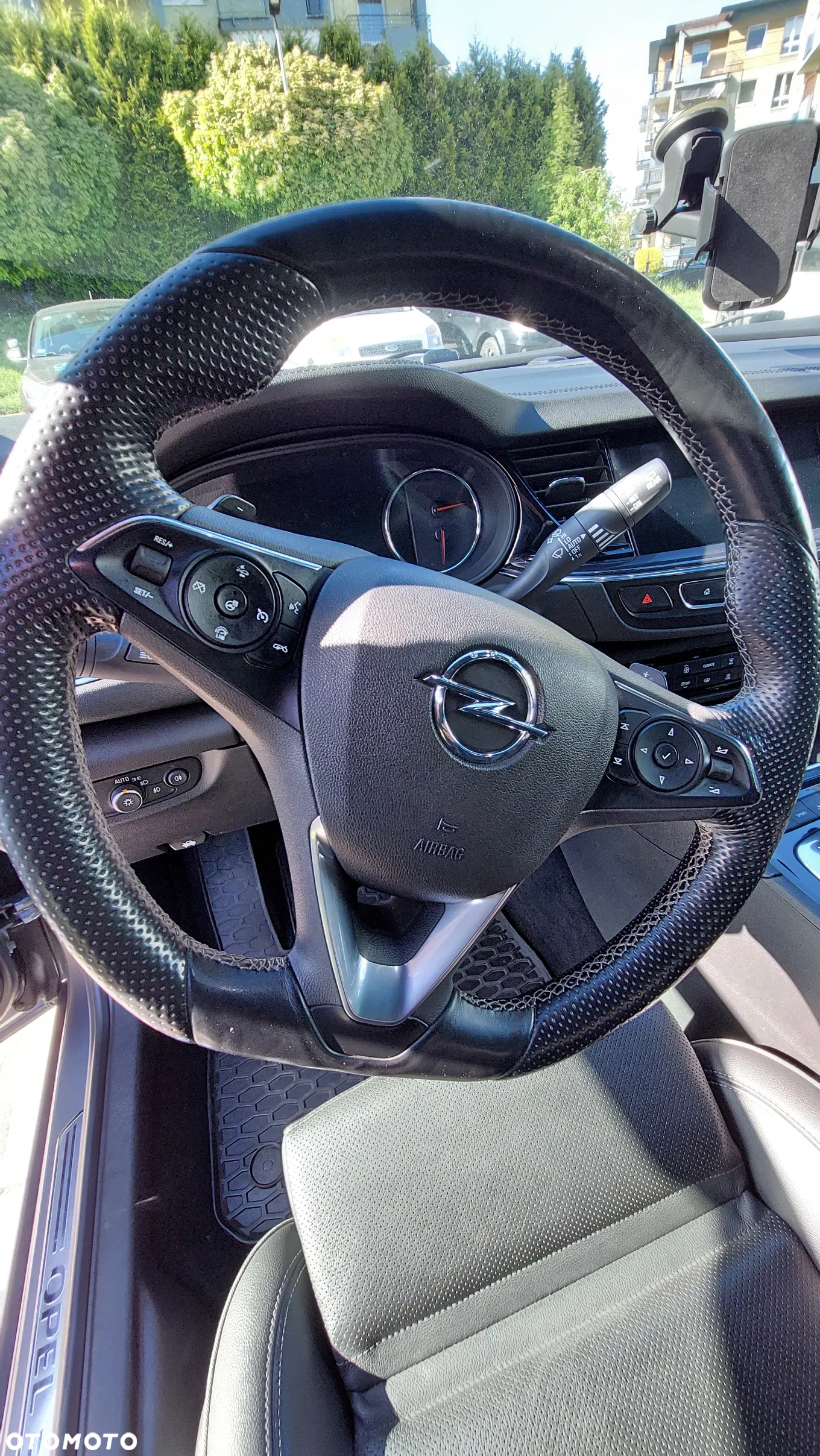 Opel Insignia - 8