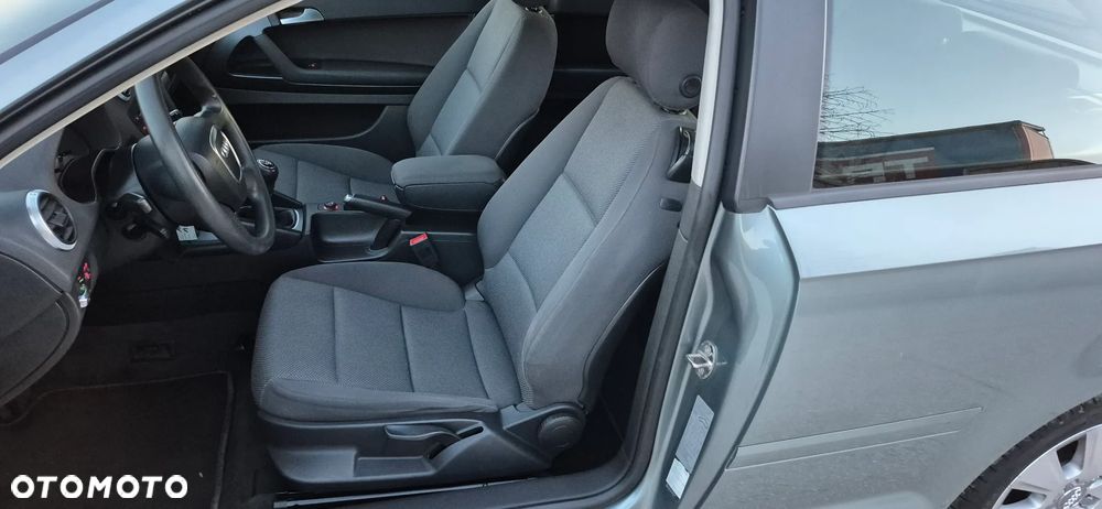 Audi A3 1.6 Attraction - 25