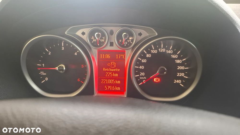 Ford Kuga 2.0 TDCi 4WD Titanium Plus - 36