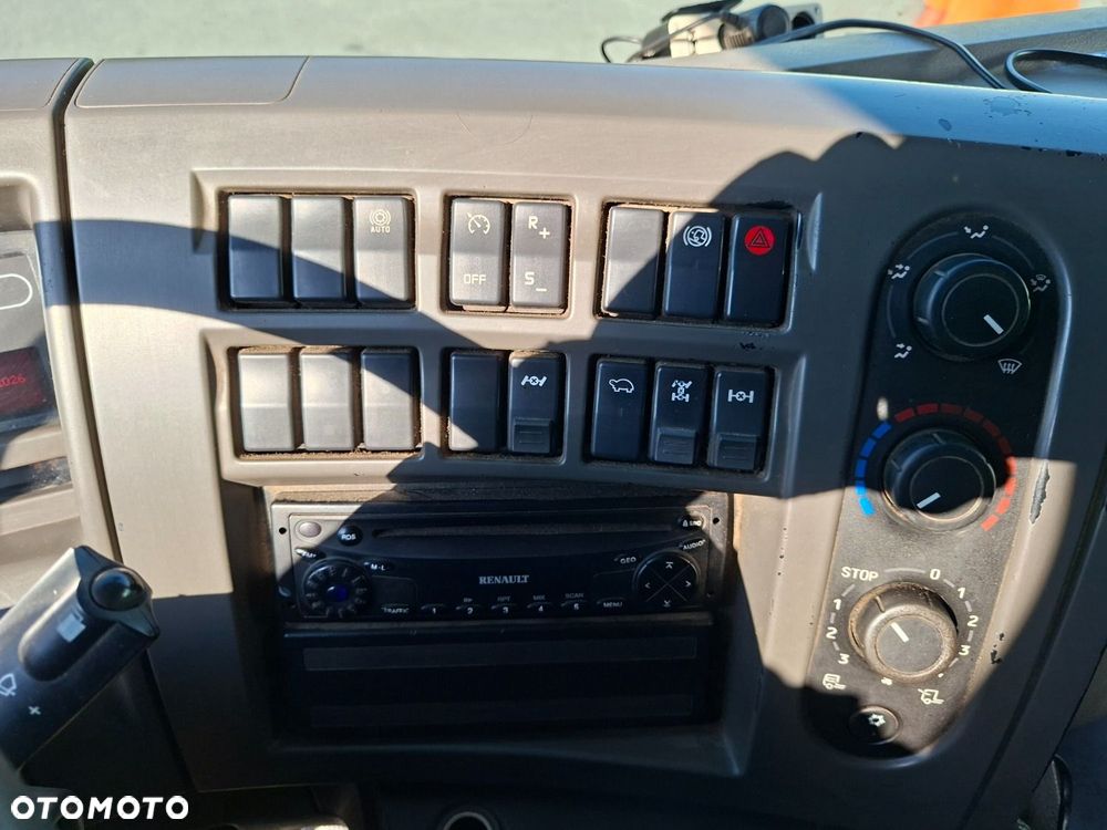 Renault Midlum 280.16 P 4X4 - 21