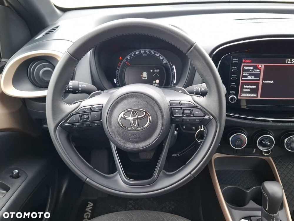 Toyota Aygo X 1.0 VVT-i Style CVT - 10