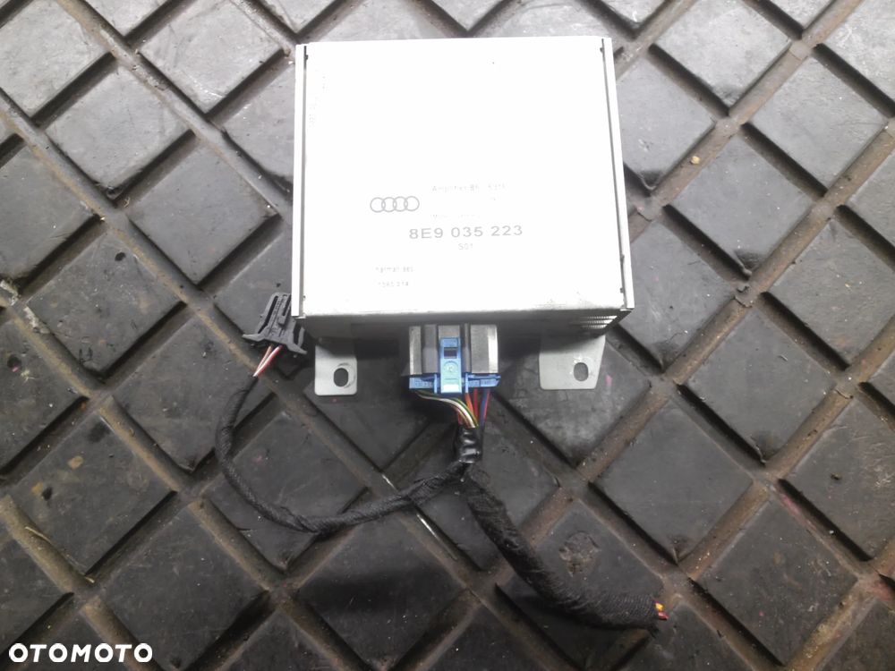 WZMACNIACZ AUDI A4 B7 2004-2008 AVANT 8E9035223 - 1
