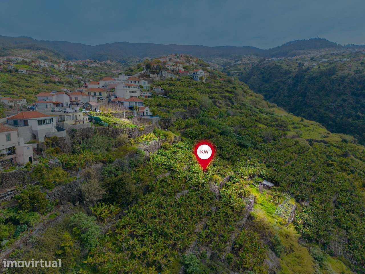 Terreno de 1.607 m2 com Vista Mar e Ruína em Pedra | Lombo do Atouguia - Grande imagem: 4/17