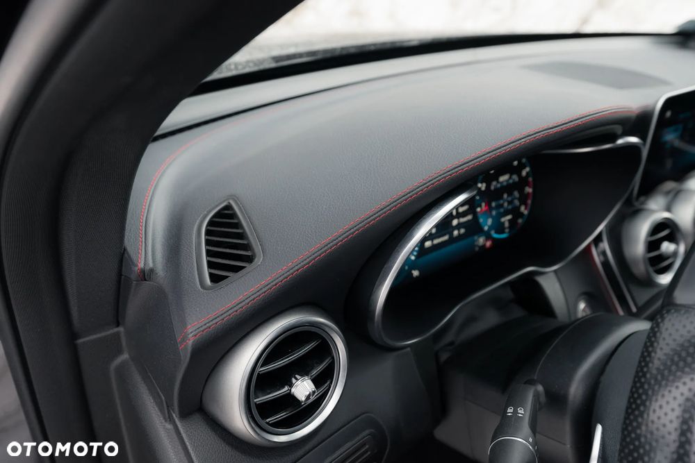 Mercedes-Benz GLC AMG 43 4Matic 9G-TRONIC - 31