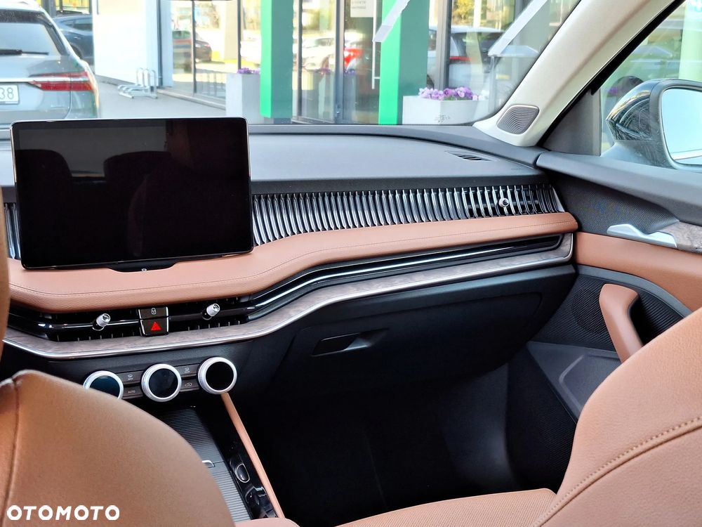 Skoda Superb 2.0 TDI SCR 4x4 L&K DSG - 24