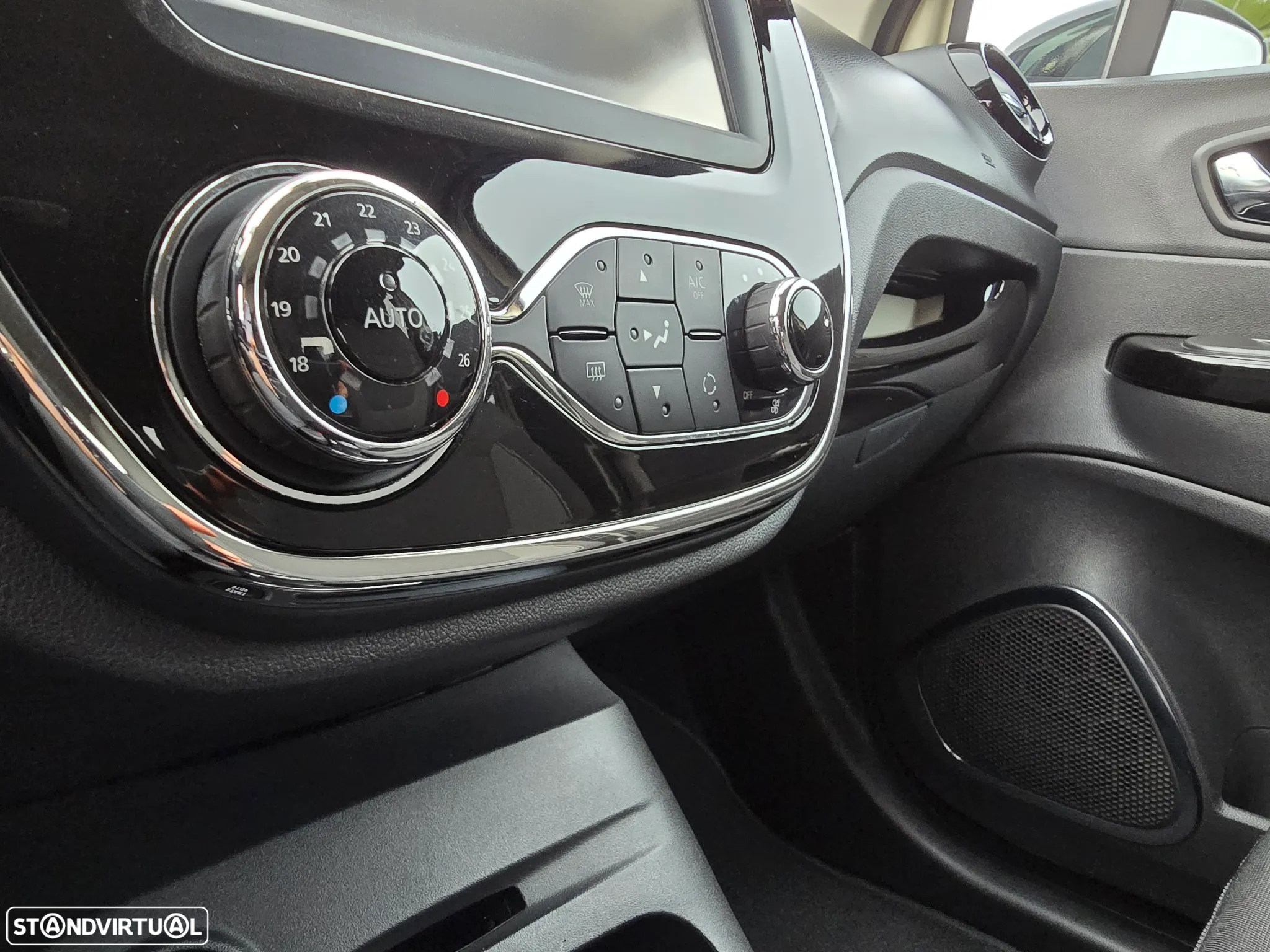 Renault Captur 1.5 dCi Exclusive - 36