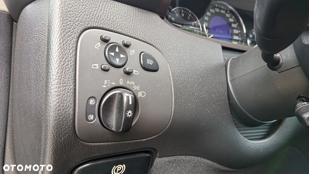 Mercedes-Benz CLK Coupe 500 Avantgarde - 22