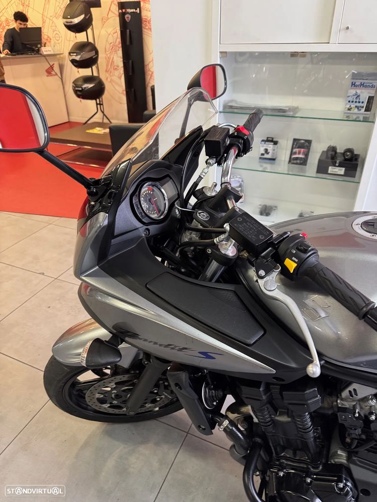 Suzuki GSF Bandit 650 - 6