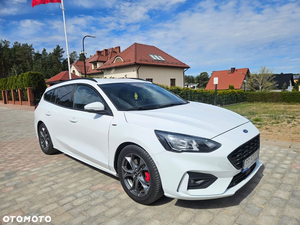 Ford Focus 1.5 EcoBoost ST-Line - 1