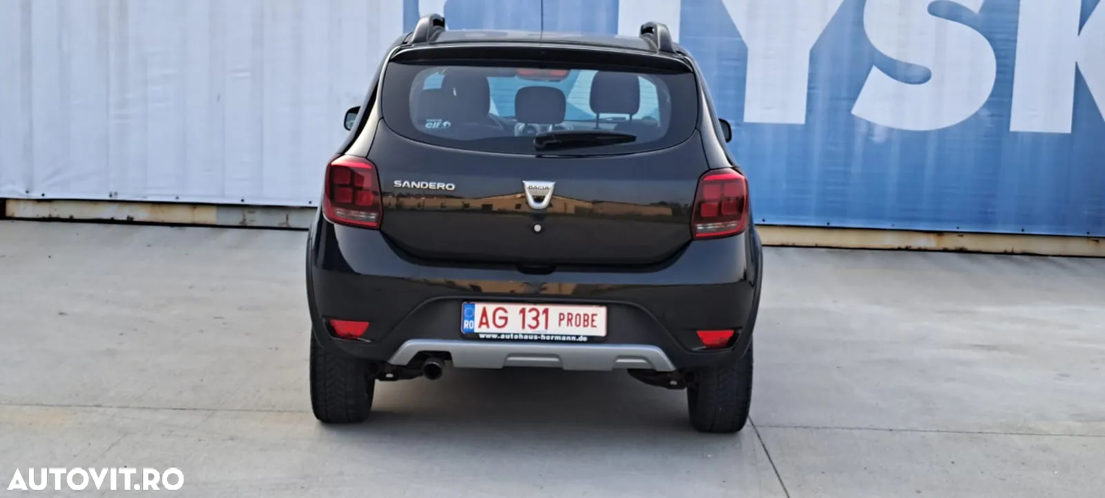 Dacia Sandero TCe 90 S&S Celebration - 3