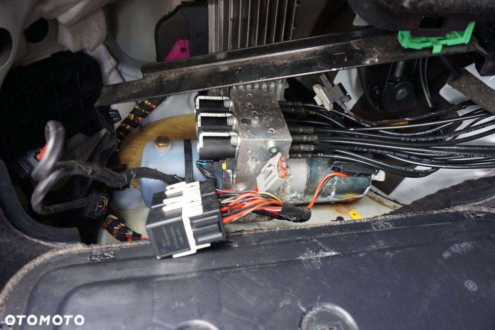 POMPA DACHU A5 I 8T CABRIO  AUDI 2007-2016 - 1