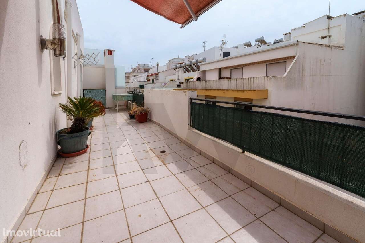 Monte Gordo: Duplex com Terraço Espetacular – Ideal para Férias ou Ren - Grande imagem: 5/35