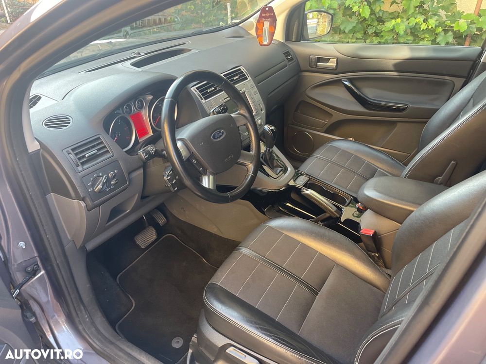 Ford Kuga - 5