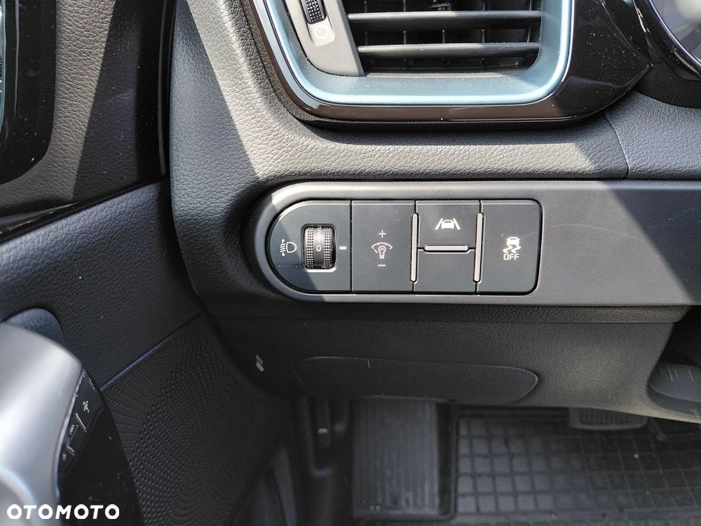 Kia XCeed - 14