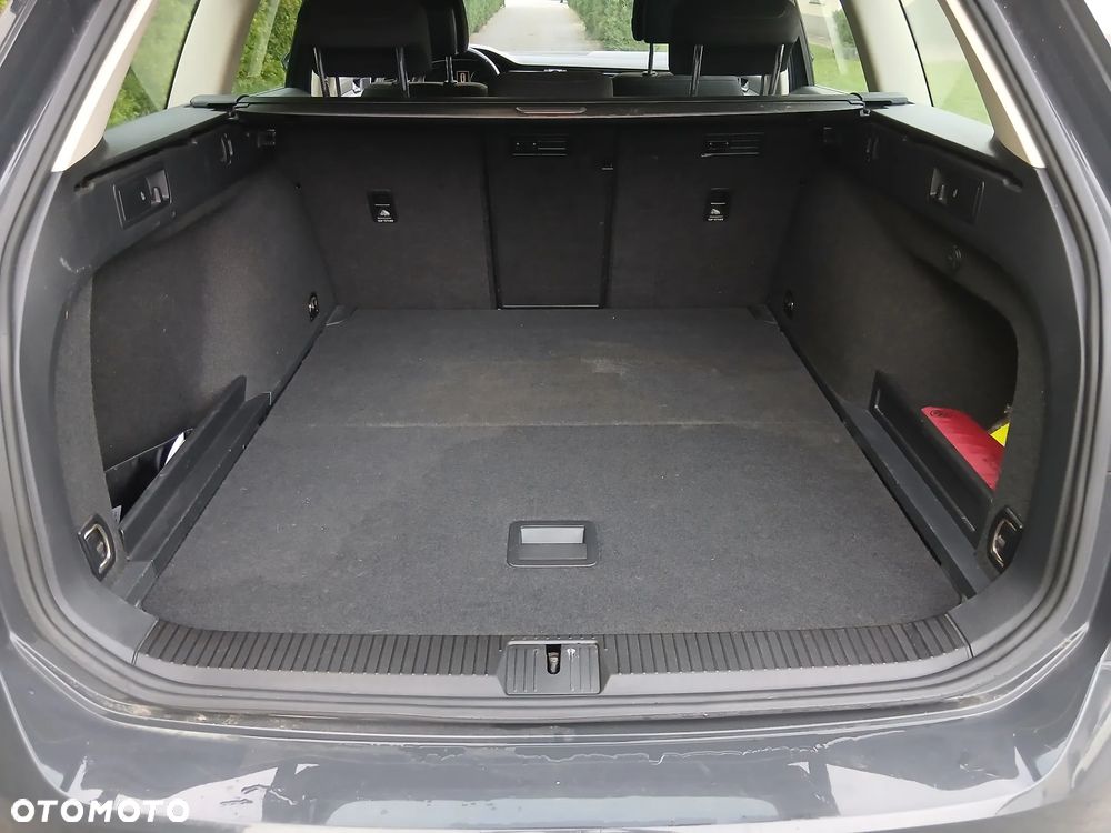 Volkswagen Passat 2.0 TDI (BlueMotion Technology) Comfortline - 7