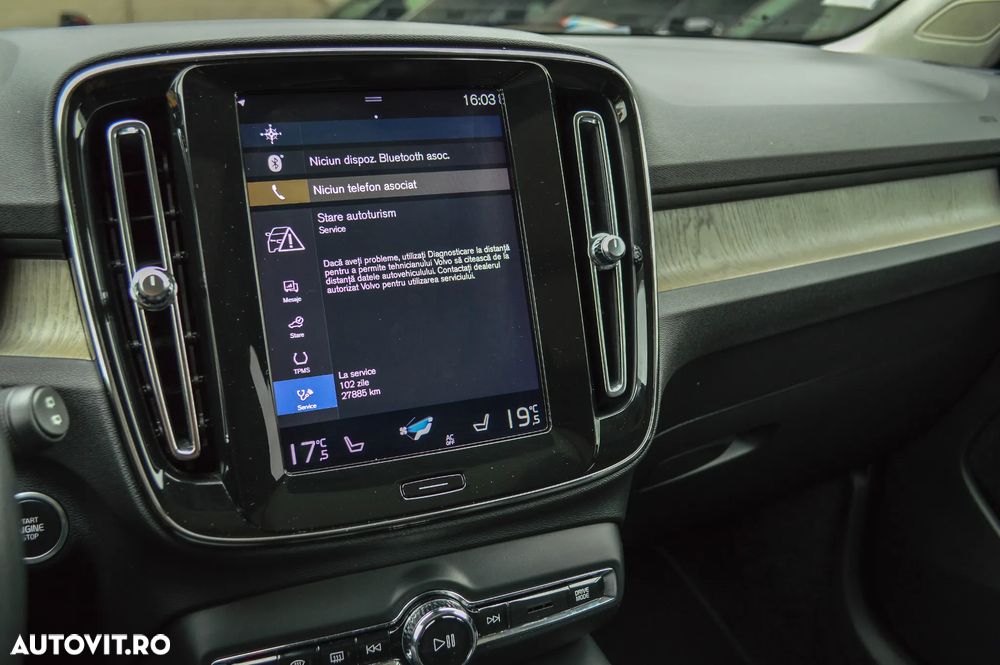 Volvo XC 40 D4 AWD Inscription - 26