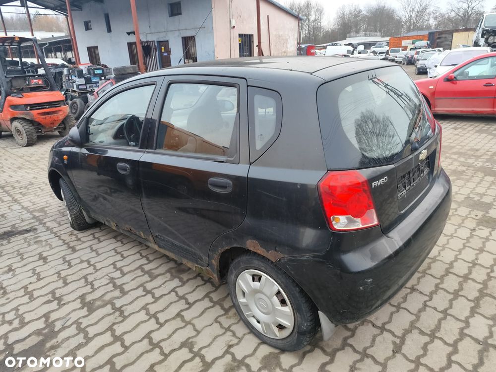 chevrolet aveo maska zderzak lampa grill błotnik drzwi zbiornik paliwa szyba lusterko klamka - 3