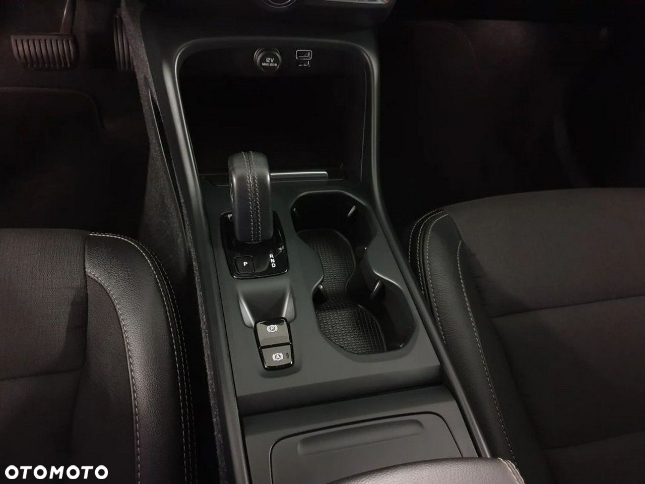 Volvo XC 40 D3 R-Design - 34