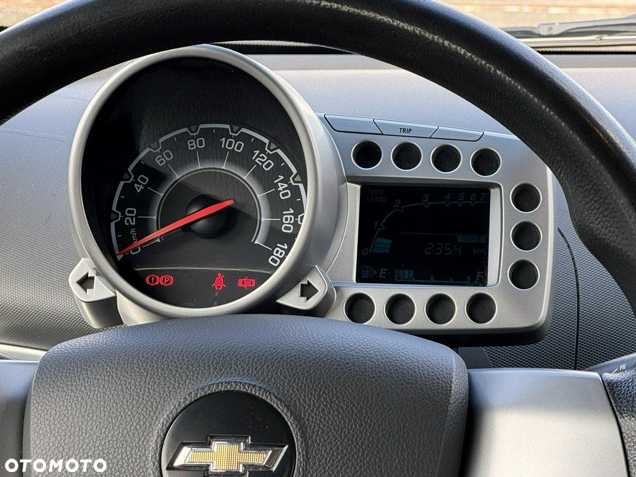 Chevrolet Spark - 21