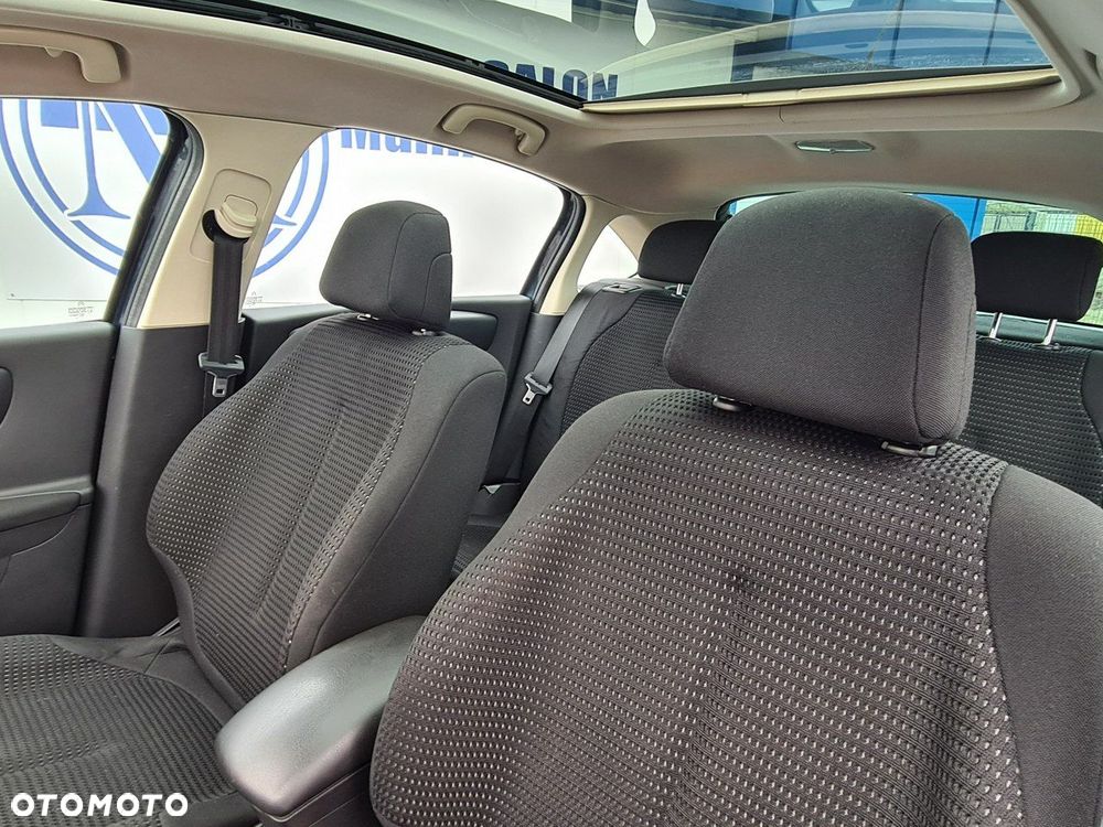 Citroën C4 1.6 HDi Impress - 18