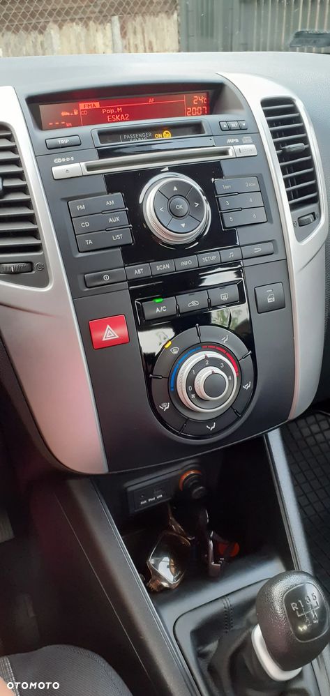 Kia Venga 1.4 L - 5