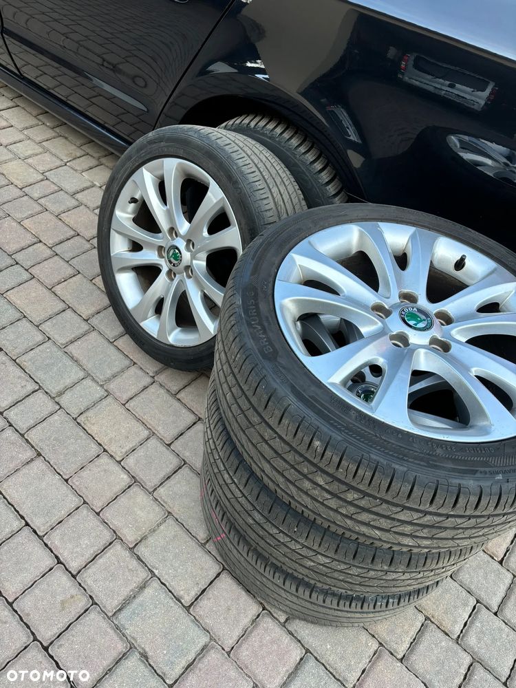 Skoda Superb 2.0 TDI DSG Elegance - 10