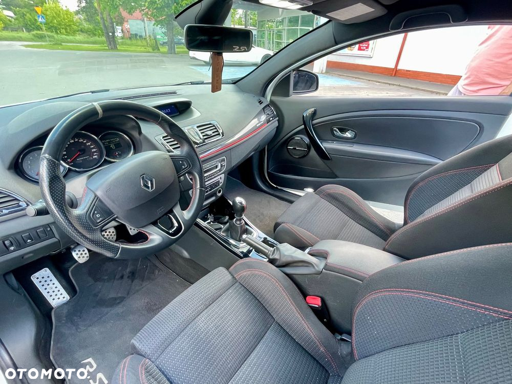 Renault Megane 2.0 16V R.S - 12