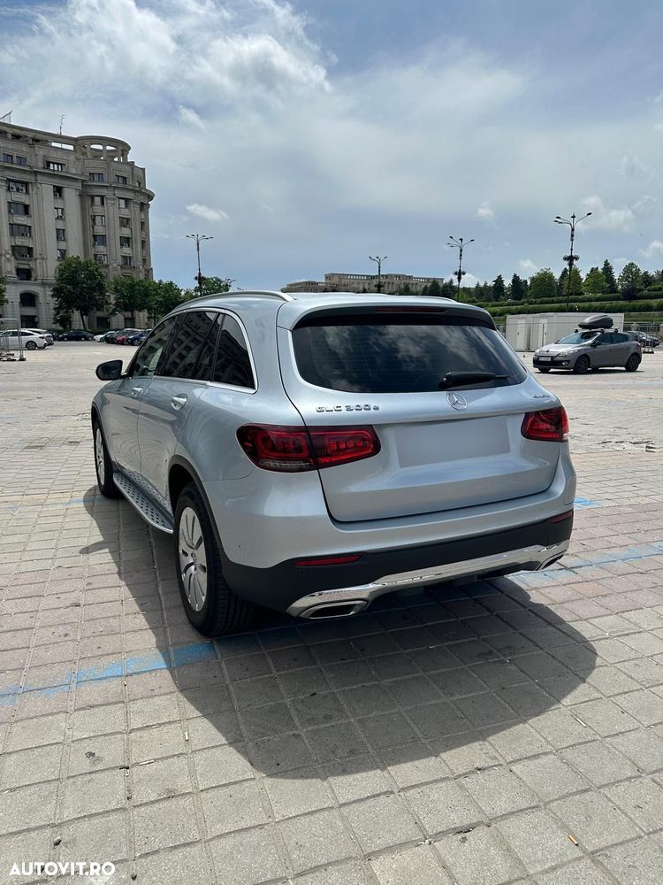 Mercedes-Benz GLC - 19