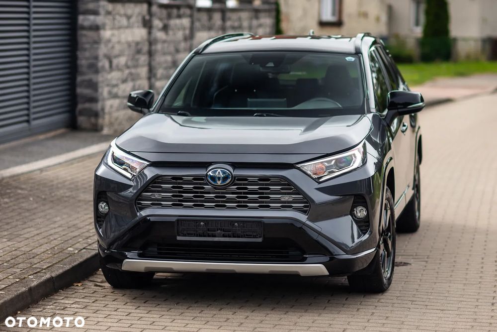 Toyota RAV4 2.5 Hybrid Black Edition by JBL 4x4 - 11