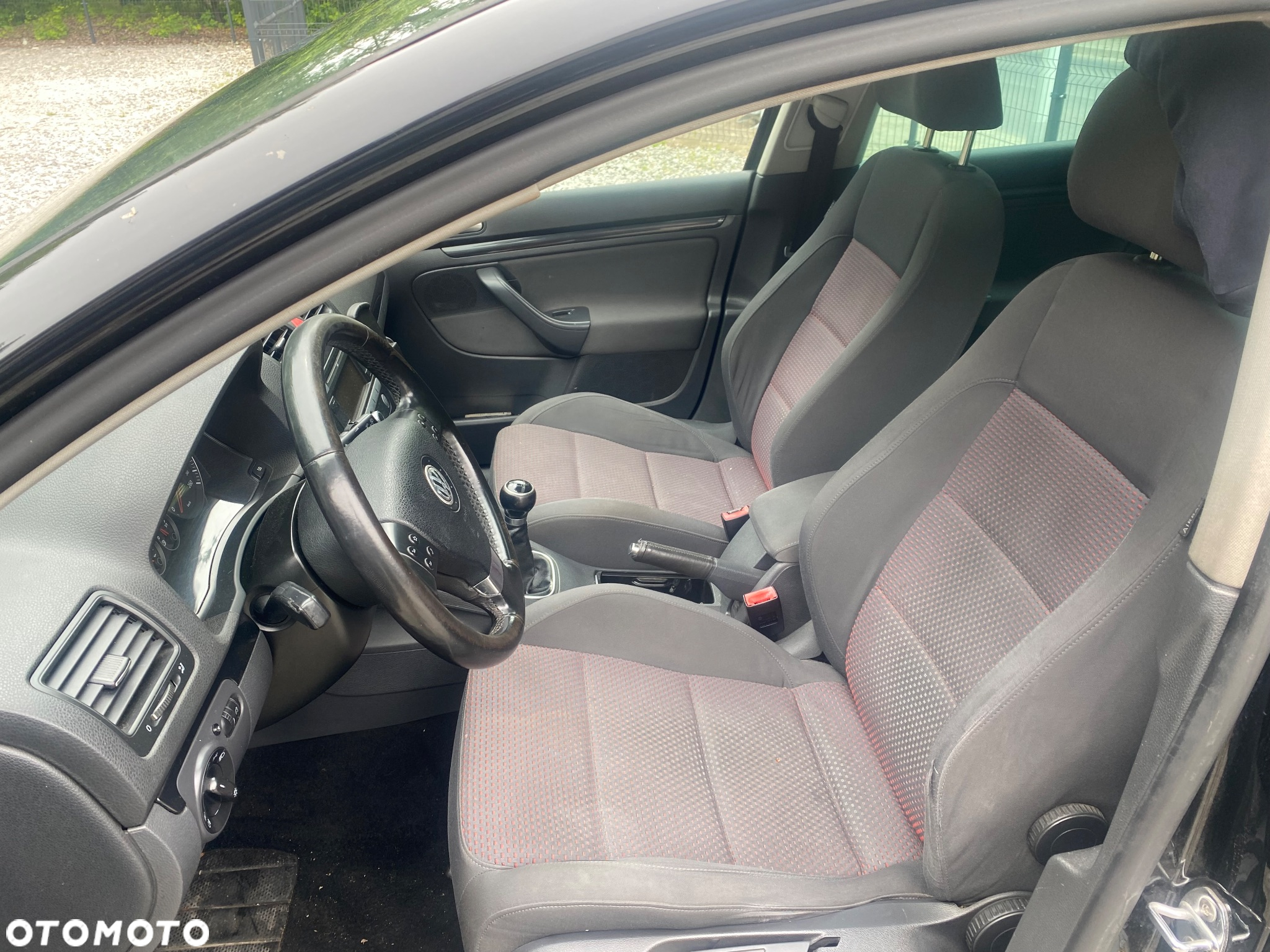 Volkswagen Golf V 1.9 TDI GT Sport - 8