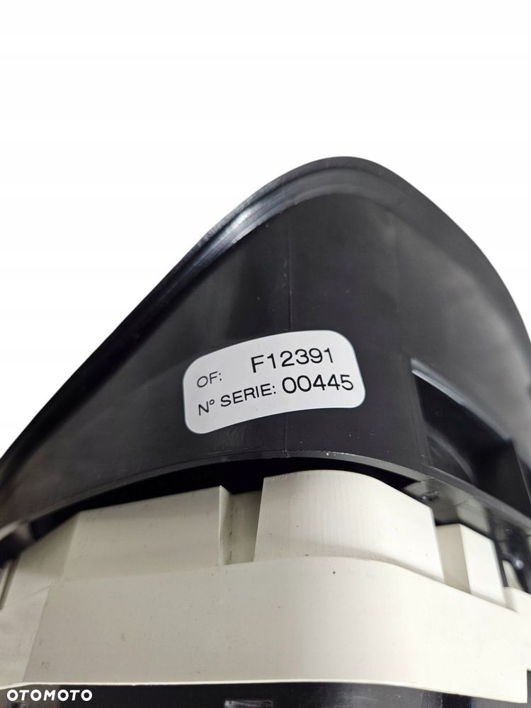 FORD licznik zegary VP8V4F-10A855-A EUROPA - 3