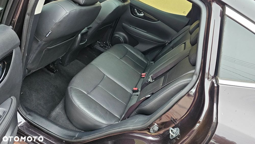 Nissan Qashqai 1.2 DIG-T Xtronic TEKNA - 27