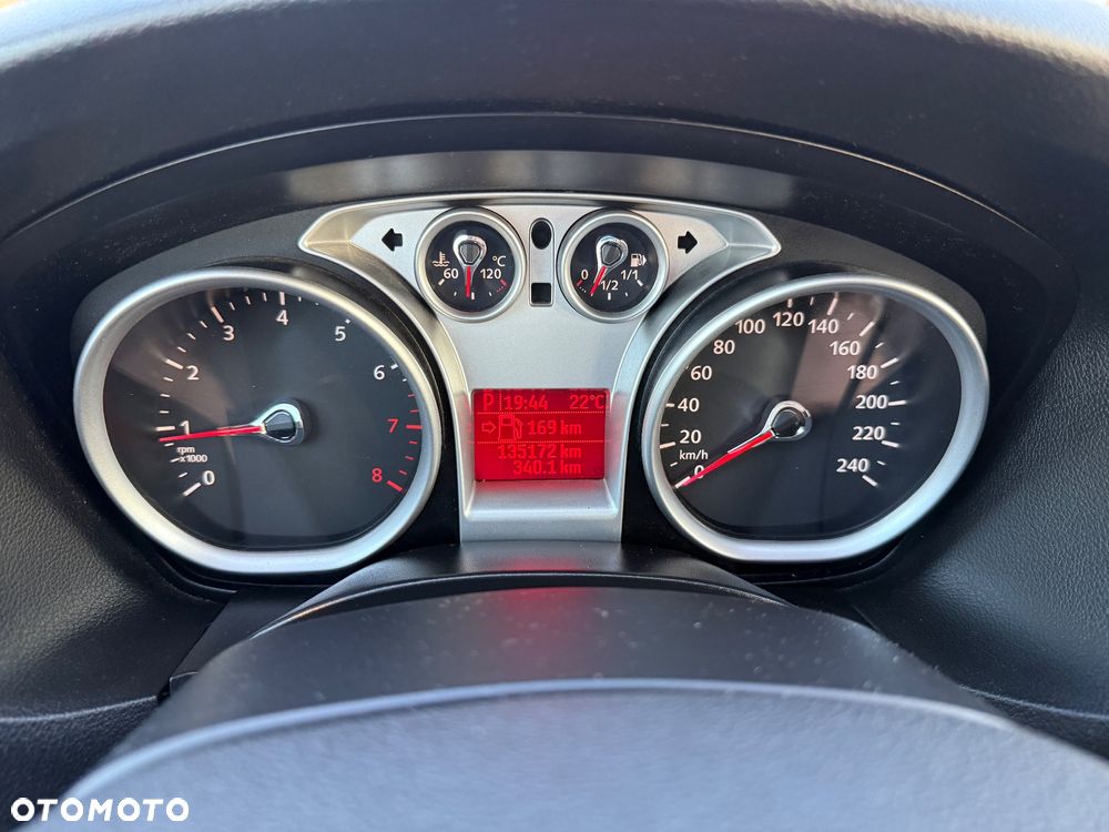 Ford Focus 1.6 16V Sport - 3