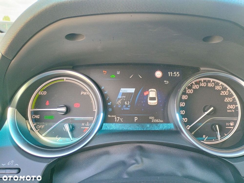 Toyota Camry 2.5 Hybrid Comfort CVT - 25