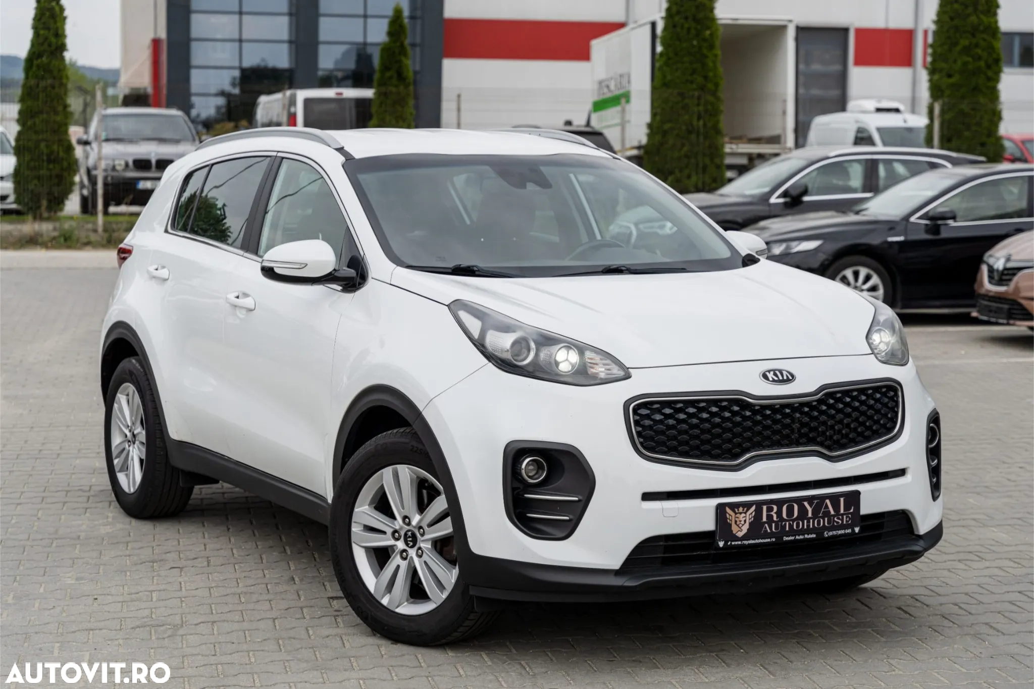 Kia Sportage 1.7 CRDI 2WD Spirit - 2