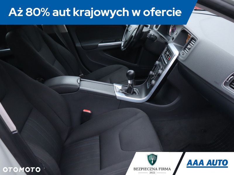 Volvo V60 - 11