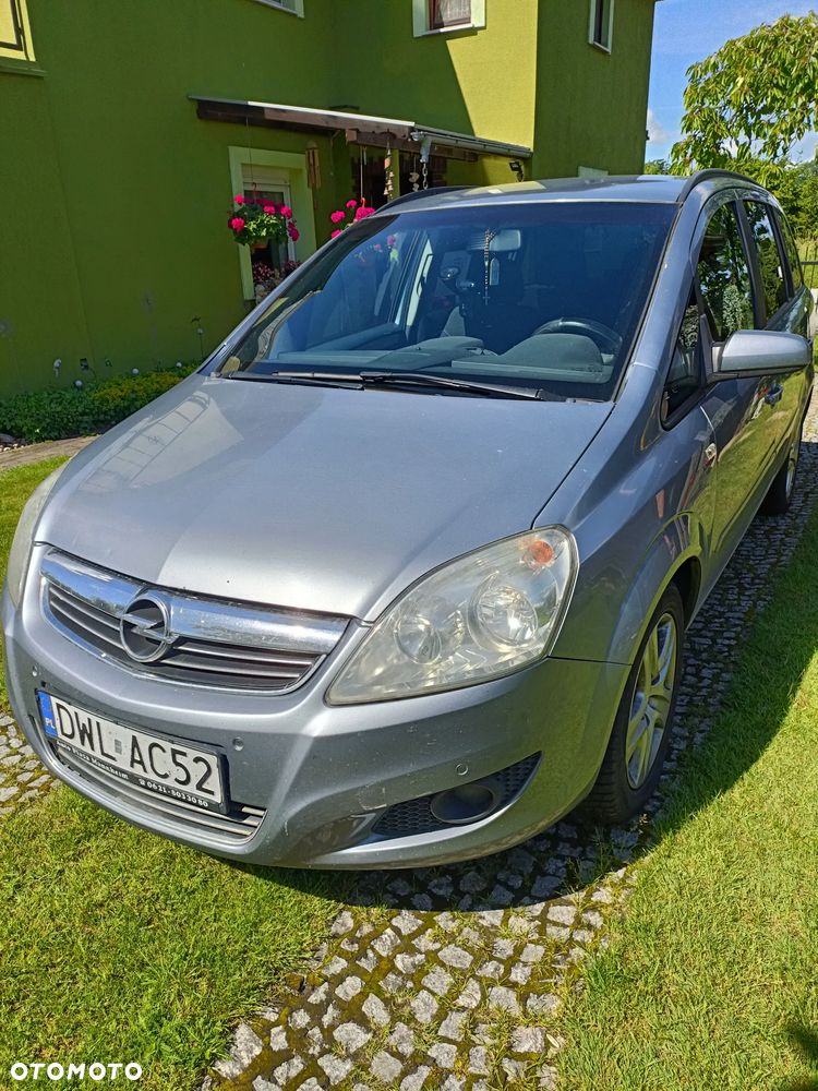 Opel Zafira 1.9 CDTI Cosmo - 3
